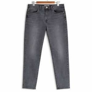 🔥 Levi’s Premium Big E Wedgie Straight Black Jeans – Size 28